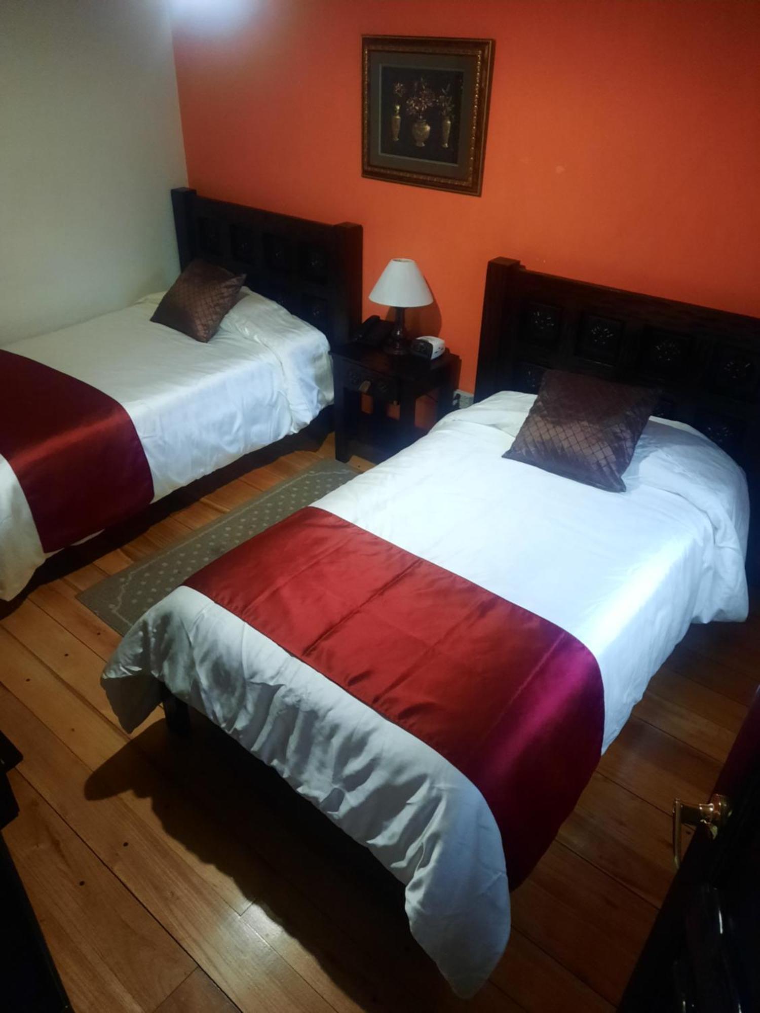 La Posada Cuencana Hotel Экстерьер фото